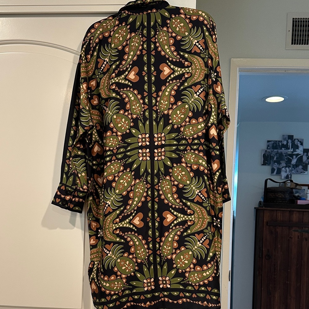 FARM Rio Colorful Patterned Long Sleeve Dress/Tunic - Picture 6 of 6
